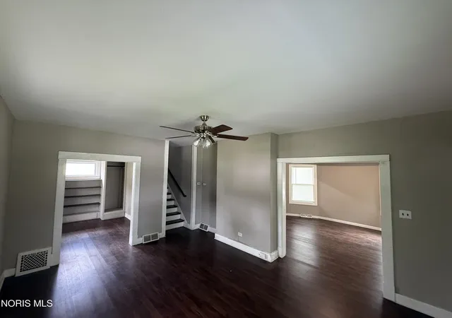 Photo 4 of Single family home for sale at 701 Brighton Ave, Toledo, OH 43609 | MLS# 10012047 | Listing updated on 2026-09-19