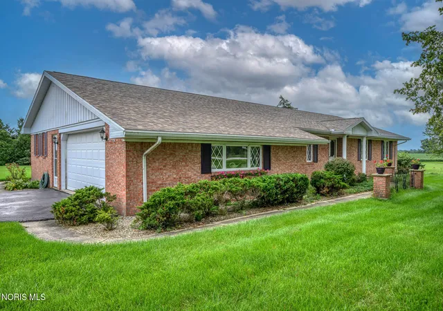 3rd image of 19970 Mccutcheonville Rd, Pemberville, OH 43450 | MLS# 10012098