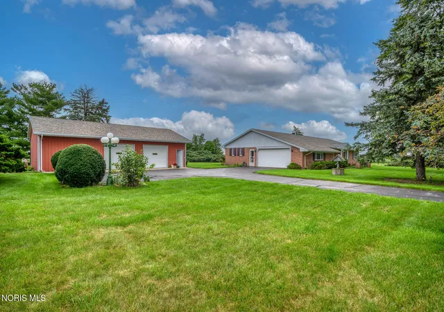 4th image of 19970 Mccutcheonville Rd, Pemberville, OH 43450 | MLS# 10012098