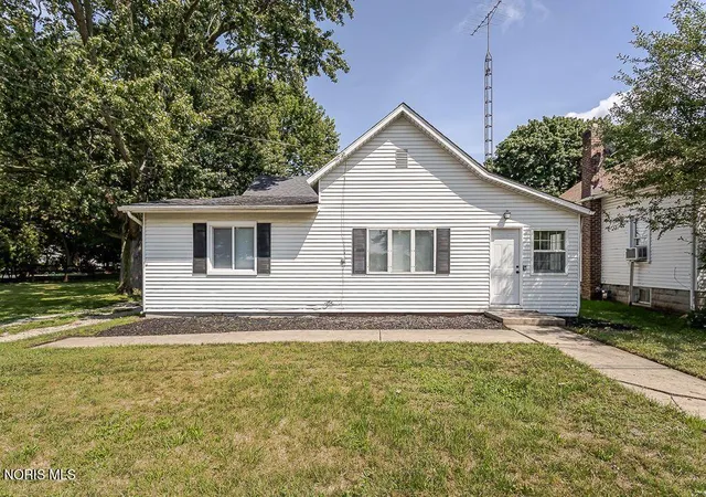 Photo 1 of Single family home for sale at 14046 State Route 64, Metamora, OH 43540 | MLS# 10012049 | Listing updated on 2026-09-19