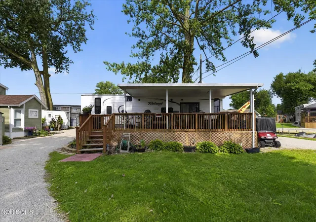 4th image of 2200 Harborview Dr #24, Lakeside Marblehead, OH 43440 | MLS# 10012080