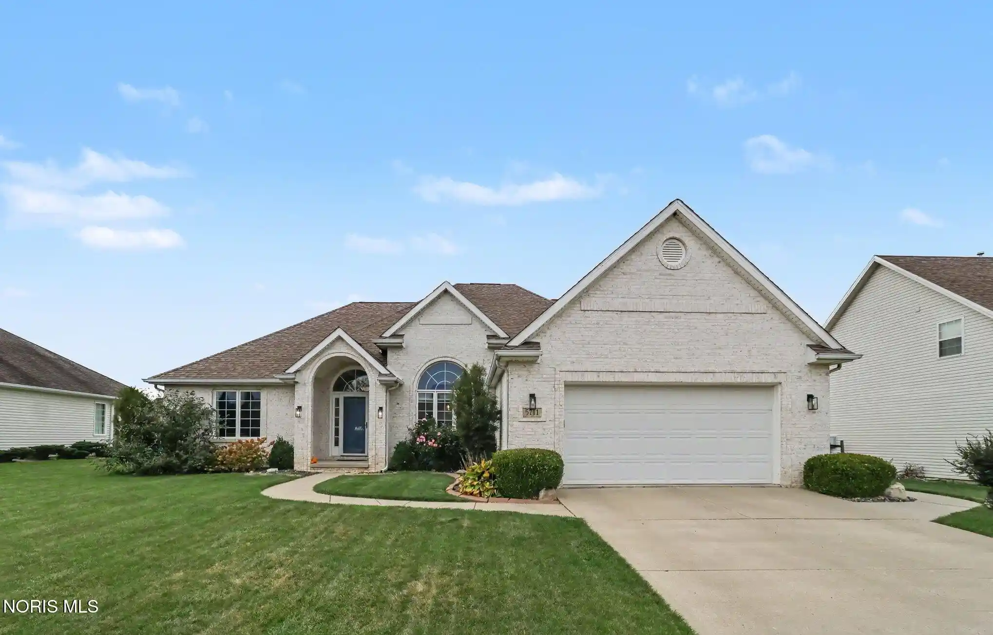Photo 1 of Single family home for sale at 5711 Maple Crk Blvd, Sylvania, OH 43560 | MLS# 10015072 | Listing updated on 2026-10-29