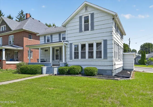 Photo 3 of Single family home for sale at 606 Haley Ave, Napoleon, OH 43545 | MLS# 10012071 | Listing updated on 2026-10-05