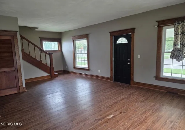 Photo 3 of Single family home for sale at 527 Wood St, Delta, OH 43515 | MLS# 10012068 | Listing updated on 2026-08-24
