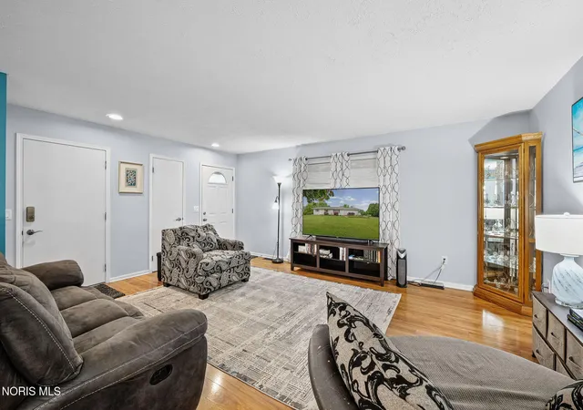 Photo 4 of Single family home for sale at 6602 State Route 12, Findlay, OH 45840 | MLS# 10012105 | Listing updated on 2026-08-28