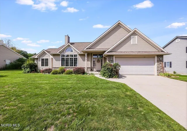 Photo 1 of Single family home for sale at 709 Parkside Dr, Wauseon, OH 43567 | MLS# 10012132 | Listing updated on 2026-08-28