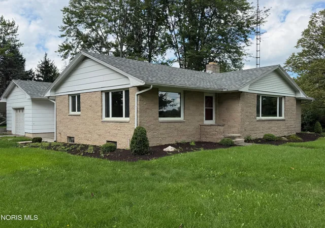 Photo 1 of Single family home for sale at 1383 Oh 576, Bryan, OH 43506 | MLS# 10012157 | Listing updated on 2026-08-18