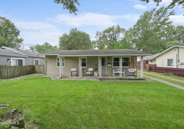 1st image of 5007 Brinthaven Rd, Sylvania, OH 43560 | MLS# 10012151