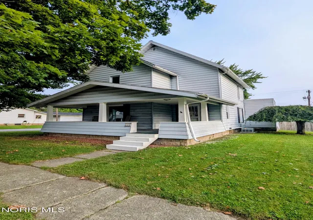 Single family home for sale at 408 W Jackson St, West Unity, OH 43570 | MLS# 10012134
