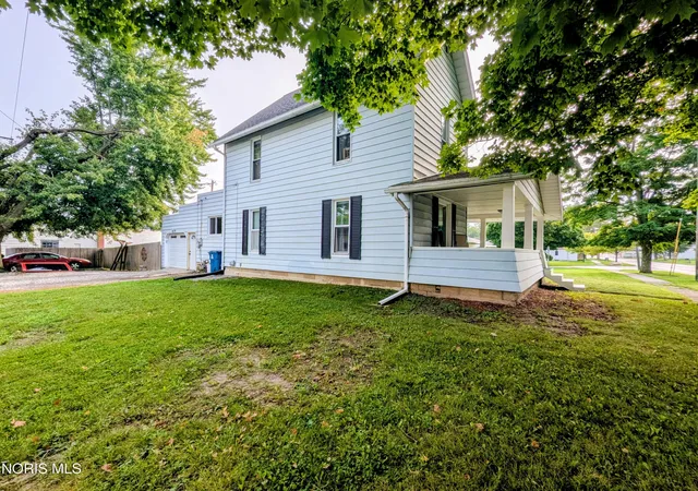 Photo 3 of Single family home for sale at 408 W Jackson St, West Unity, OH 43570 | MLS# 10012134 | Listing updated on 2026-09-30