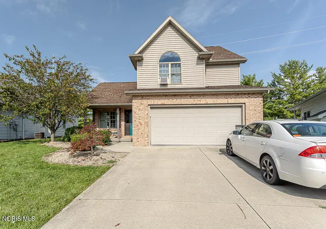 1st image of 1524 Plum Creek Dr, Findlay, OH 45840 | MLS# 10012294