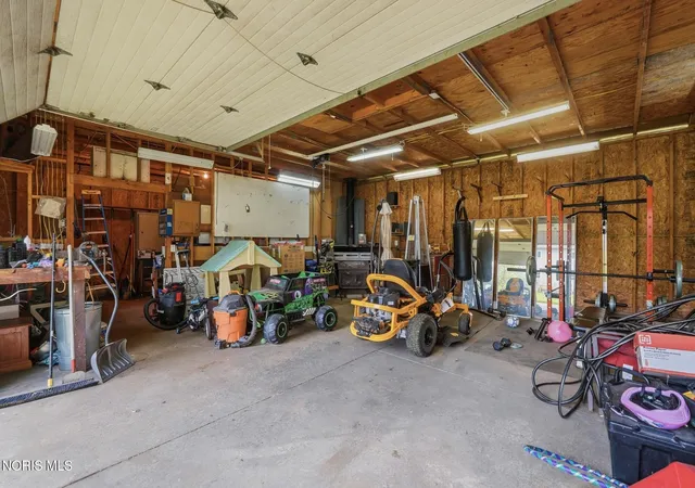 23rd image of 6012 Greenacre Rd, Toledo, OH 43615 | MLS# 10012121