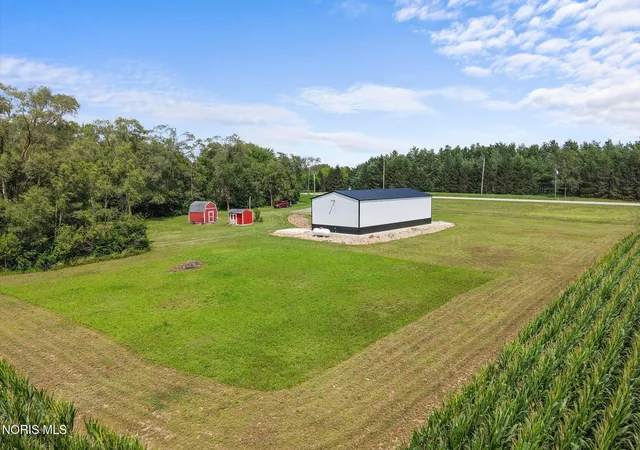 1st image of 17883 N Fostoria Rd, Gibsonburg, OH 43431 | MLS# 10012307