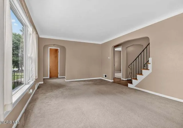 3rd image of 4318 Grantley Rd, Toledo, OH 43613 | MLS# 10012146