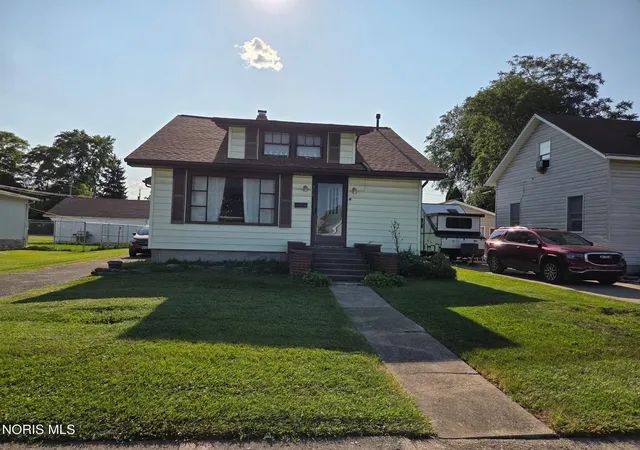 1st image of 512 Harrison St, Port Clinton, OH 43452 | MLS# 10012176