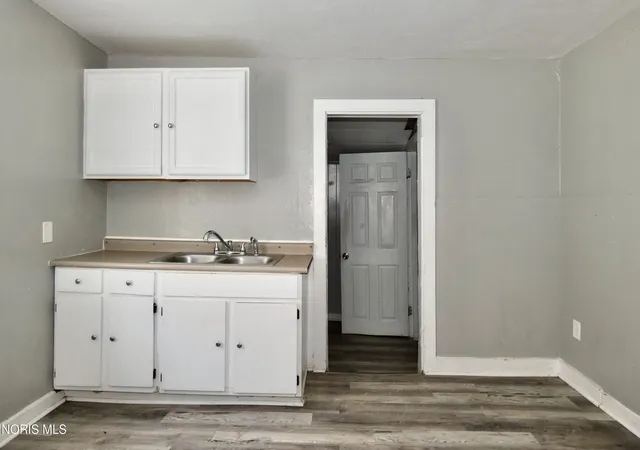 Photo 3 of Single family home for sale at 238 E Weber St, Toledo, OH 43608 | MLS# 10012559 | Listing updated on 2026-08-27