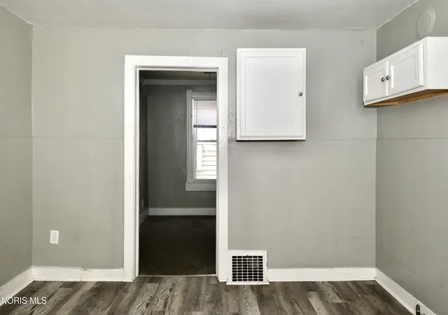 Photo 3 of Single family home for sale at 238 E Weber St, Toledo, OH 43608 | MLS# 10012559 | Listing updated on 2026-08-27