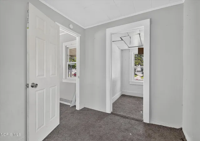Photo 3 of Single family home for sale at 2433 Paradise Ave, Toledo, OH 43613 | MLS# 10012159 | Listing updated on 2026-09-09
