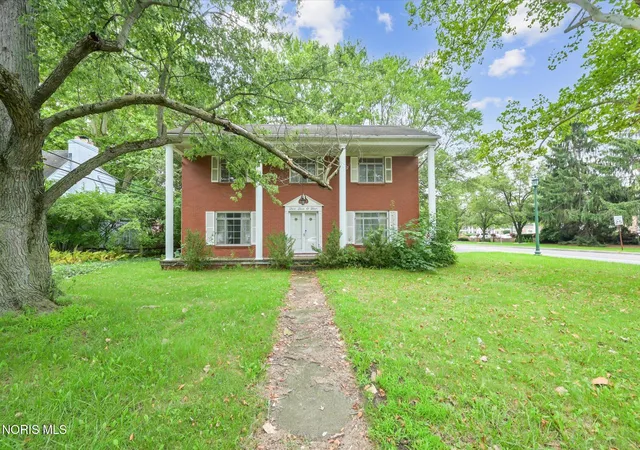 3rd image of 2204 Talmadge Rd, Toledo, OH 43606 | MLS# 10012161