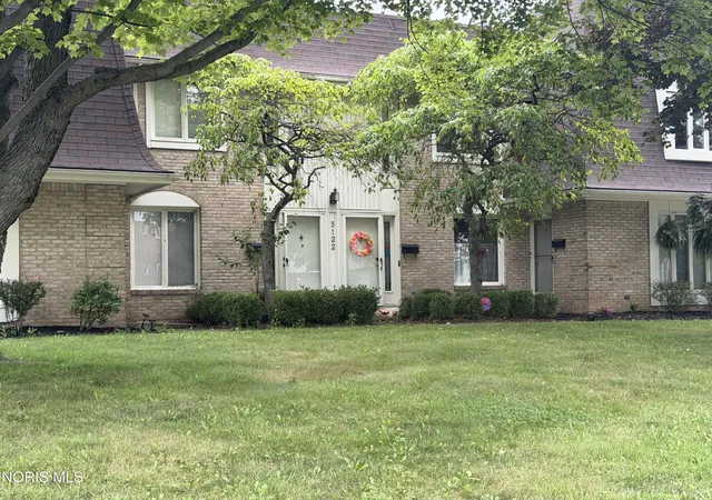 2nd image of 5122 Regency Dr #2, Toledo, OH 43615 | MLS# 10012163