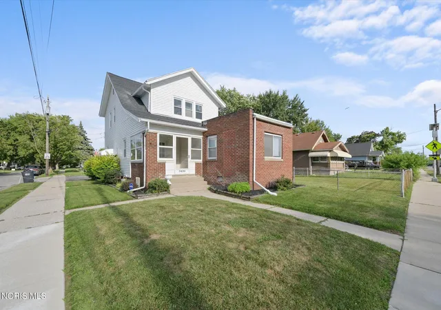 2nd image of 3420 Upton Ave, Toledo, OH 43613 | MLS# 10012181