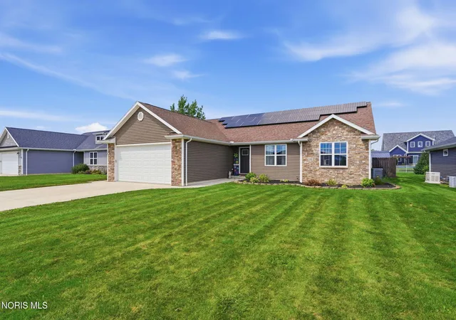 Photo 2 of Single family home for sale at 146 James Ct, Findlay, OH 45840 | MLS# 10012325 | Listing updated on 2026-08-25