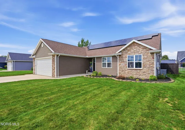 Photo 3 of Single family home for sale at 146 James Ct, Findlay, OH 45840 | MLS# 10012325 | Listing updated on 2026-09-28