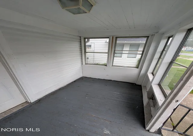 3rd image of 1212 Paxton St, Toledo, OH 43608 | MLS# 10012211