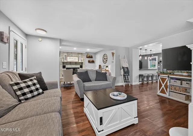 Photo 4 of Single family home for sale at 219 E Dudley St, Maumee, OH 43537 | MLS# 10012215 | Listing updated on 2026-09-24