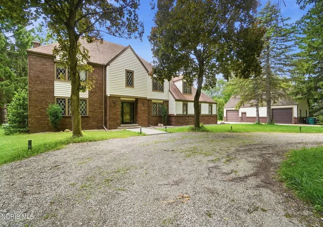 image of 26430 Hull Prairie Rd, Perrysburg, OH 43551 | MLS# 10012233