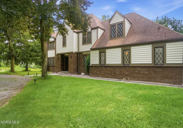 image of 26430 Hull Prairie Rd, Perrysburg, OH 43551 | MLS# 10012233