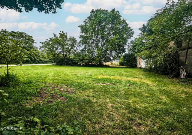 4th image of 2042 County Road 32, Helena, OH 43435 | MLS# 10012200