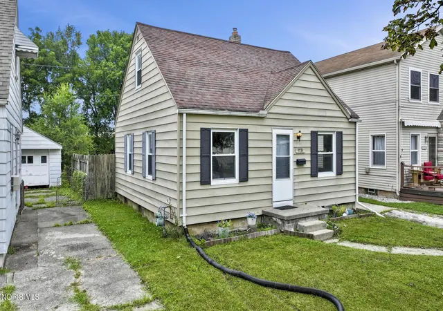 3rd image of 3734 Frampton Dr, Toledo, OH 43614 | MLS# 10012210