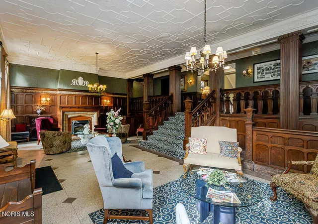 5th image of 2200 Scottwood Ave, Toledo, OH 43620