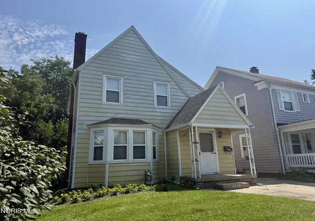 4th image of 4126 Mayfield Dr, Toledo, OH 43612 | MLS# 10012324