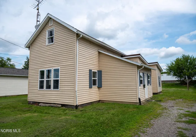 Single family home for sale at 31 S Belmore St, Leipsic, OH 45856 | MLS# 10012228