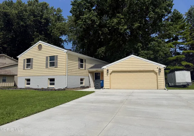 9th image of 1687 Park Forest Dr, Toledo, OH 43614 | MLS# 10012323