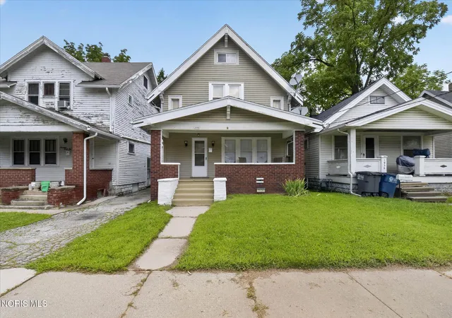 Photo 3 of Single family home for sale at 1938 Cone St, Toledo, OH 43606 | MLS# 10012269 | Listing updated on 2026-08-21