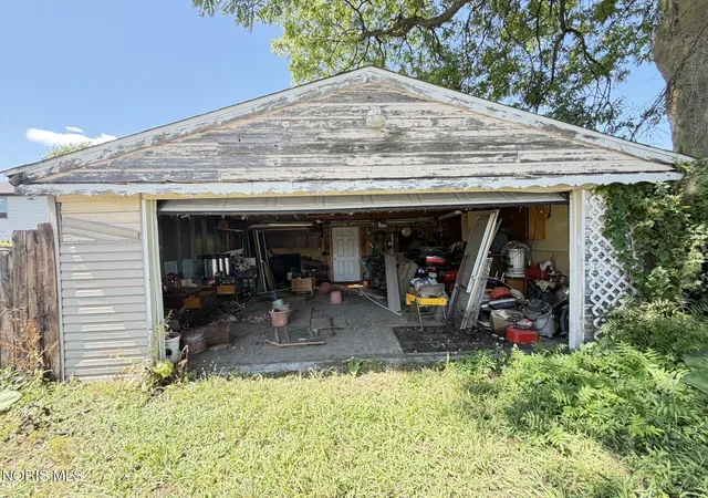 14th image of 3918 Canada Southern Ave, Toledo, OH 43612 | MLS# 10012251
