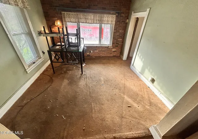 2nd image of 3918 Canada Southern Ave, Toledo, OH 43612 | MLS# 10012251