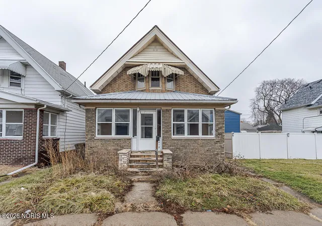 2nd image of 3412 Maple St, Toledo, OH 43608 | MLS# 10012256