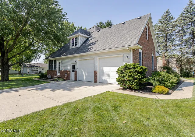 Photo 3 of Single family home for sale at 970 Ohio Ave, Elmore, OH 43416 | MLS# 10012267 | Listing updated on 2026-08-24