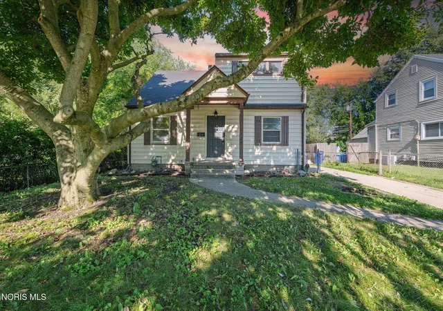 Photo 1 of Single family home for sale at 1125 Searles Rd, Toledo, OH 43607 | MLS# 10012266 | Listing updated on 2026-08-24
