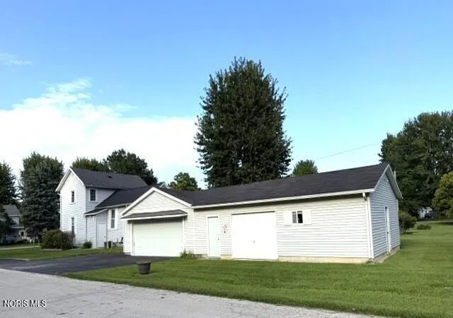 5th image of 210 W 7Th St, Sycamore, OH 44882 | MLS# 10012330