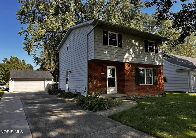 2nd image of 5906 Suzanne Dr, Toledo, OH 43612 | MLS# 10012273