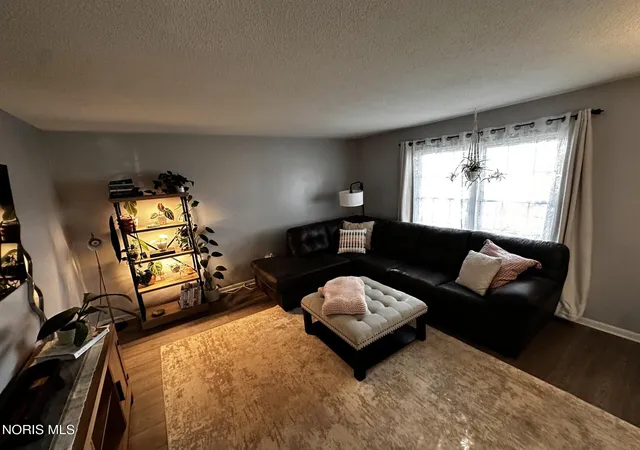 5th image of 5906 Suzanne Dr, Toledo, OH 43612 | MLS# 10012273