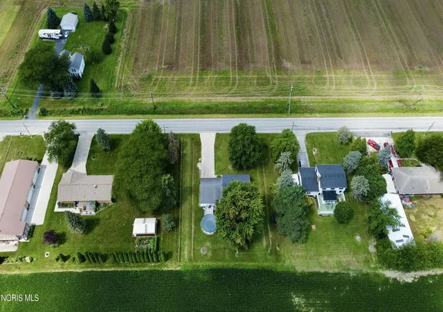 Photo 2 of Sale Pending at 25712 Lime City Rd, Perrysburg, OH 43551 | MLS# 10012495 | Listing updated on 2026-09-15