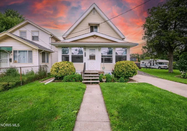 1st image of 1315 Freedom St, Toledo, OH 43605 | MLS# 10012297
