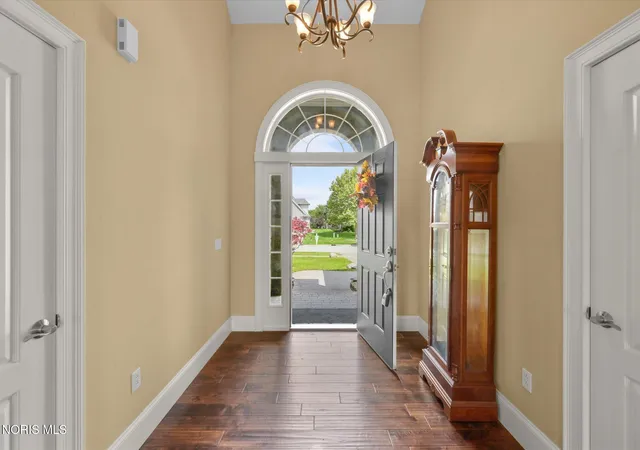 5th image of 14733 Lake Meadows Dr, Perrysburg, OH 43551 | MLS# 10012286