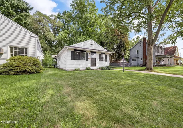 3rd image of 3248 Meadowbrook Ct, Toledo, OH 43606 | MLS# 10012305